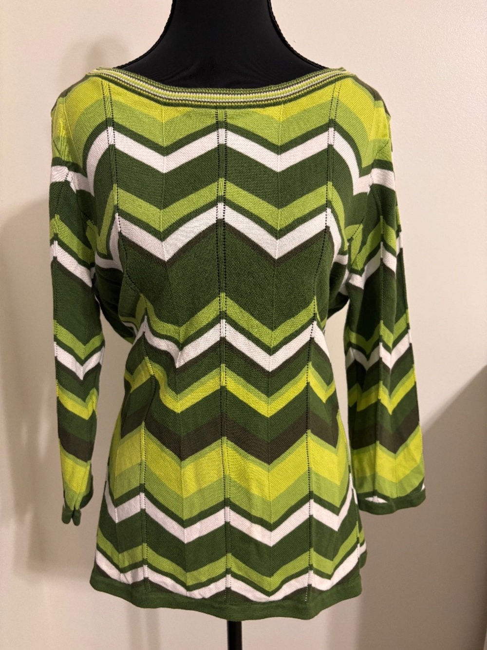 Susan Graver Chevron Zigzag Knit Tunic Top Size L various greens White wide neck